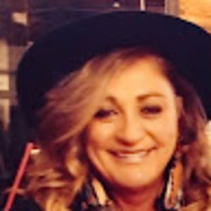 Meet your Posher, Melanie